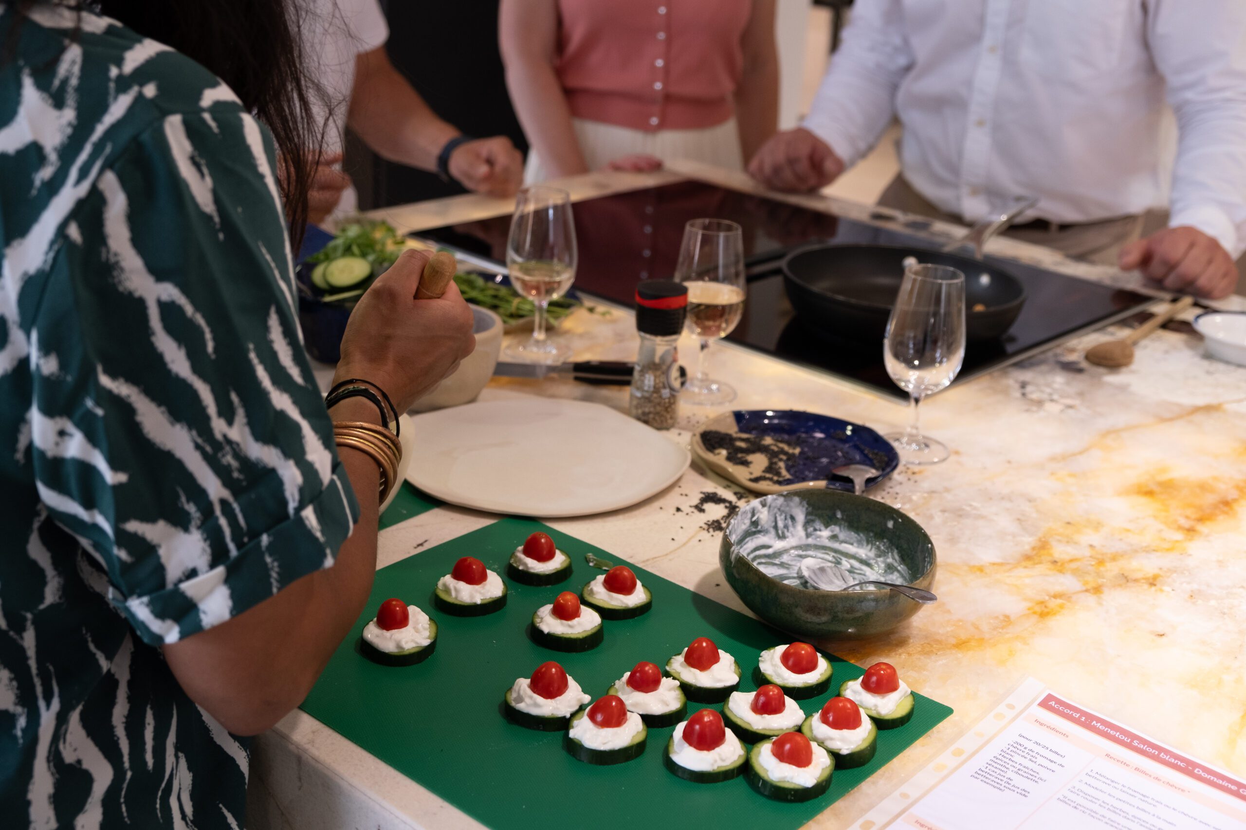 Team building oenologique et culinaire : pimpe ton apéro pour découvrir les accords mets et vins