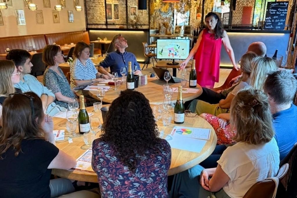 Apprendre à déguster le Champagne via un cours d'oenologie d'initiation dans la Pévèle.